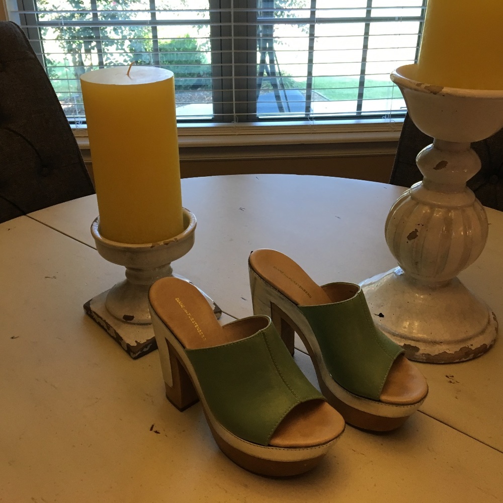 DVF Retro Platform Green Leather Sliders.